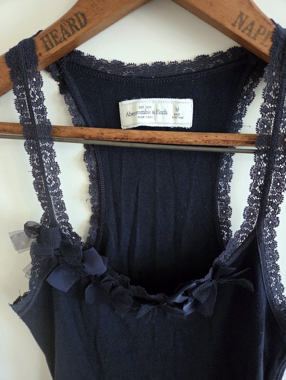 Abercrombie & Fitch Vintage Y2K Navy Blue Lace Ribbon Bow Cami Tank Top Size M